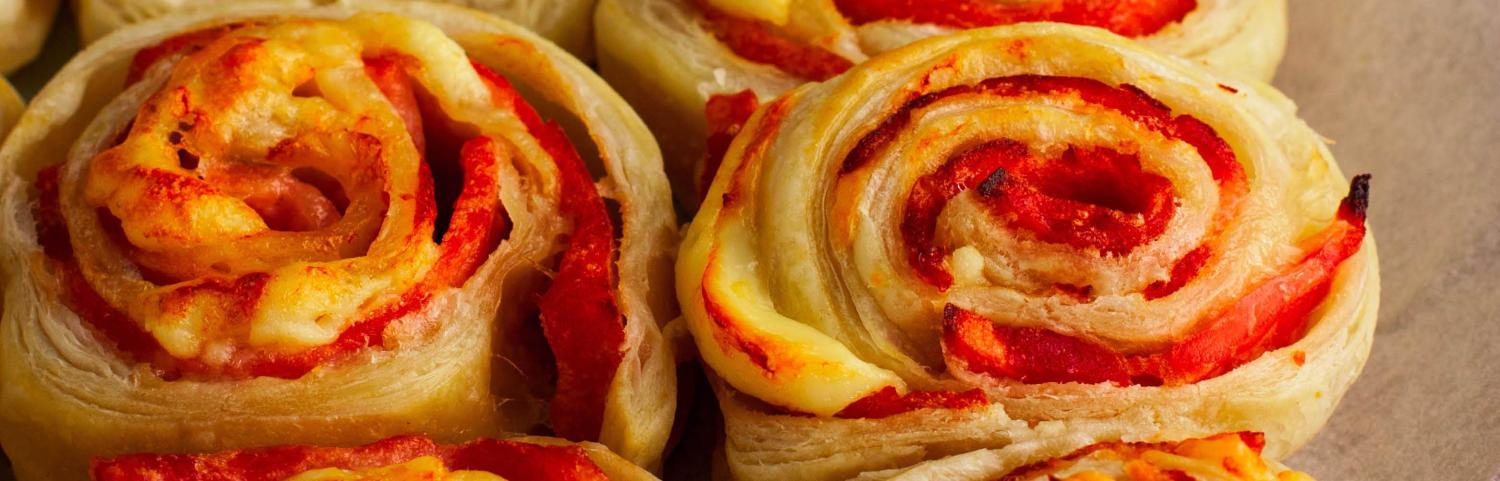 DOMO ham-kaasrolls met een fris slaatje deli-fryer